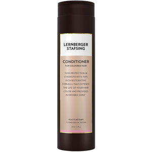 Conditioner for coloured hair