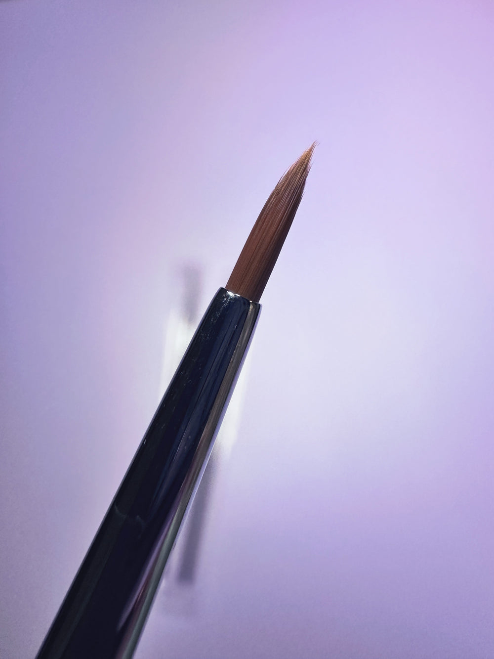 Thin sharp brush